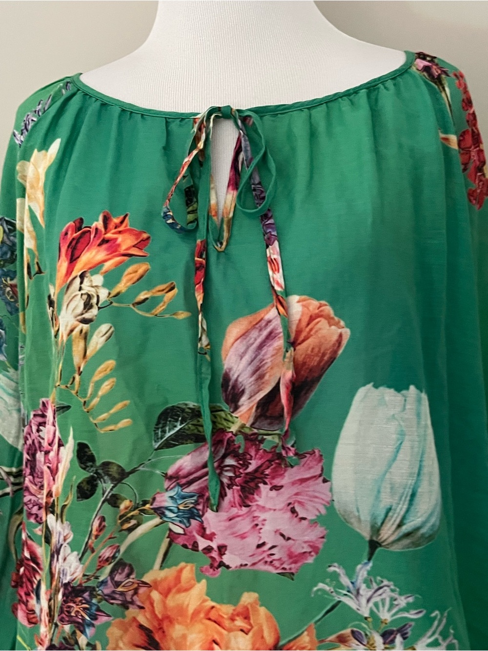3J workshop by Johnny Was Green Floral Boho Top Size Medium - Picture 3 of 6